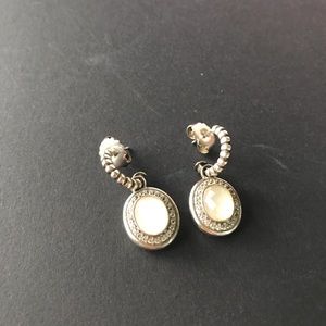 John Hardy 925 silver moonstone earrings